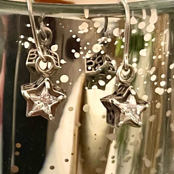 Silpada Vintage Rare .925 Sterling Silver CZ 🌟⭐️ Star ⭐️🌟 Earrings - Picture 3 of 6